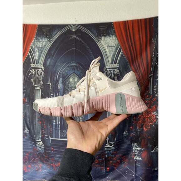 Size 10 - Nike Free Metcon 5 Pale Ivory Ice Peach W - Picture 4 of 11